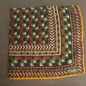 Drake’s Geometric Patterned Pocket Square